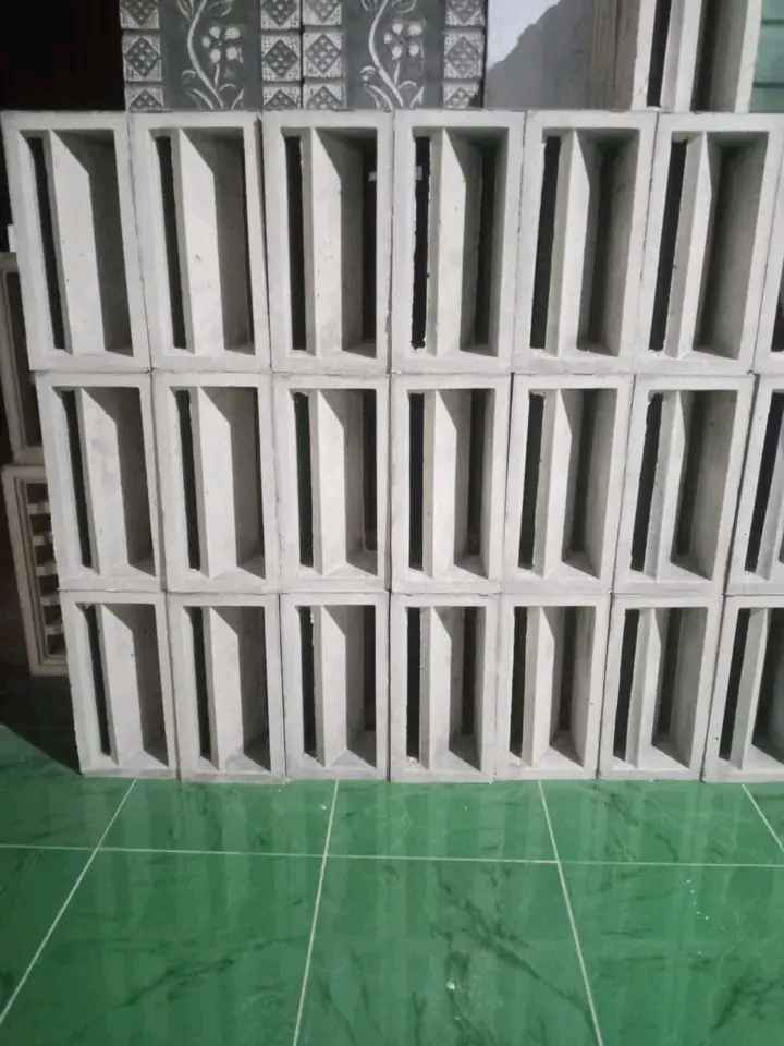 Loster Minimalis